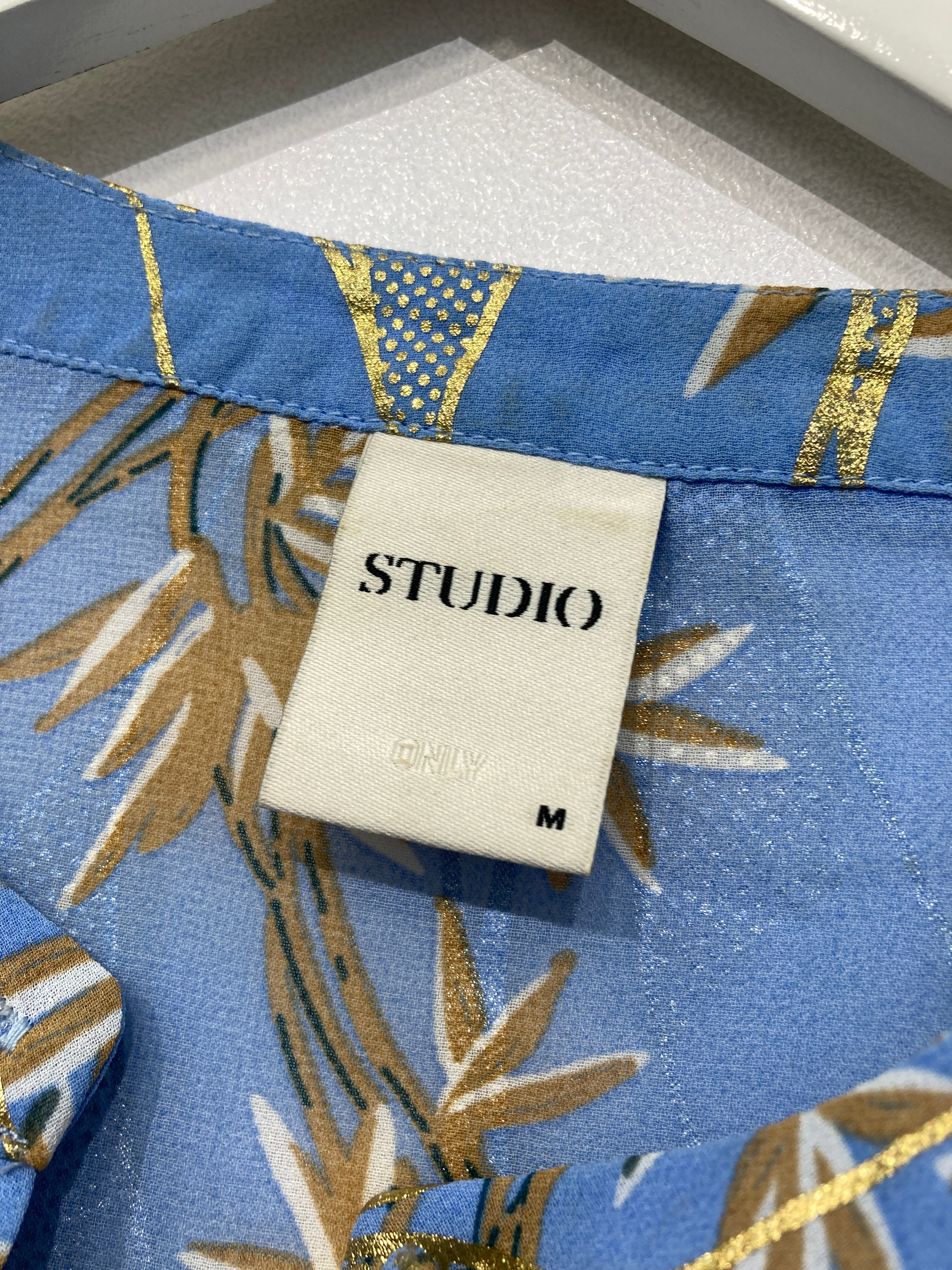 Studio Bluse